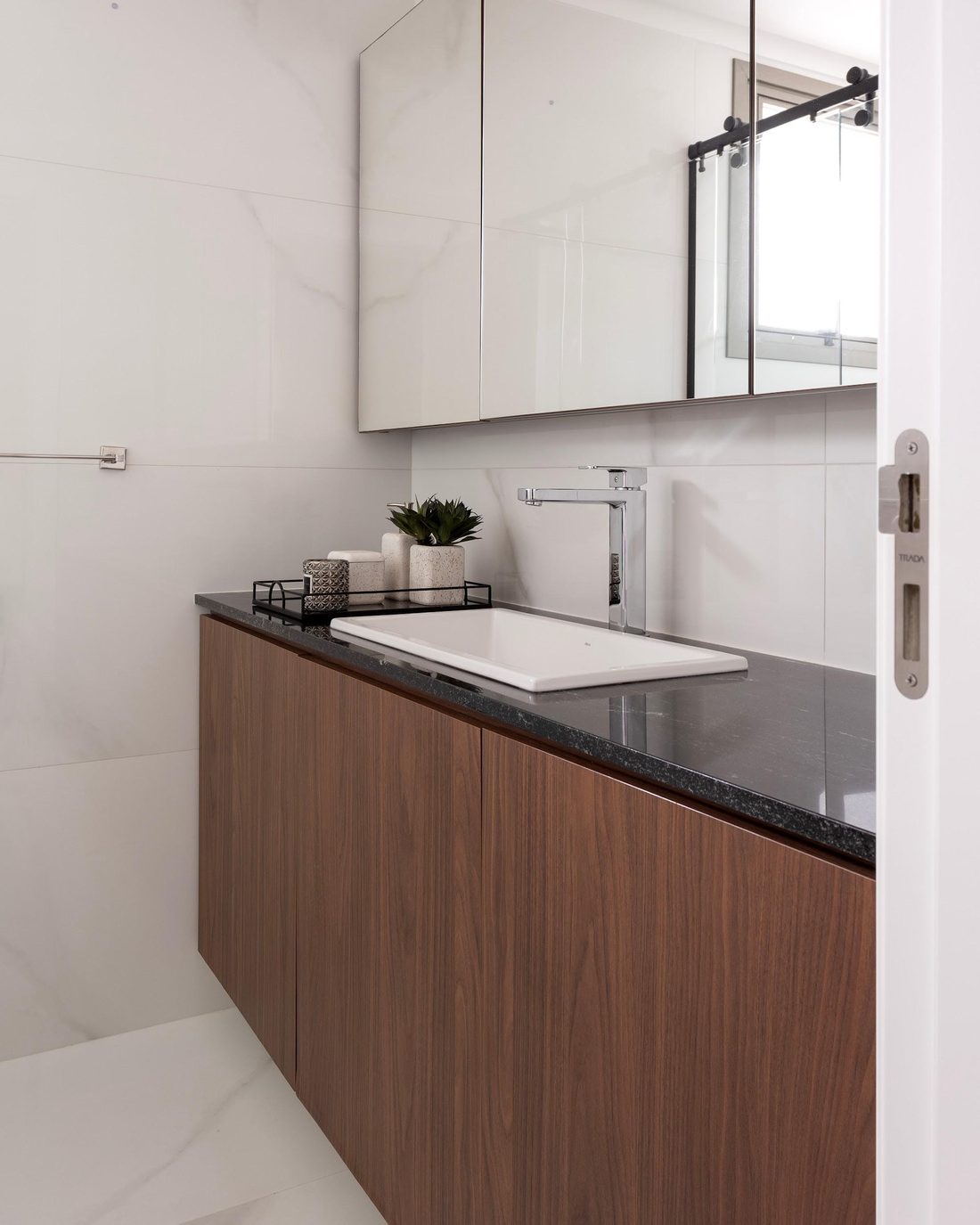 Apartamento 1004, banheiro